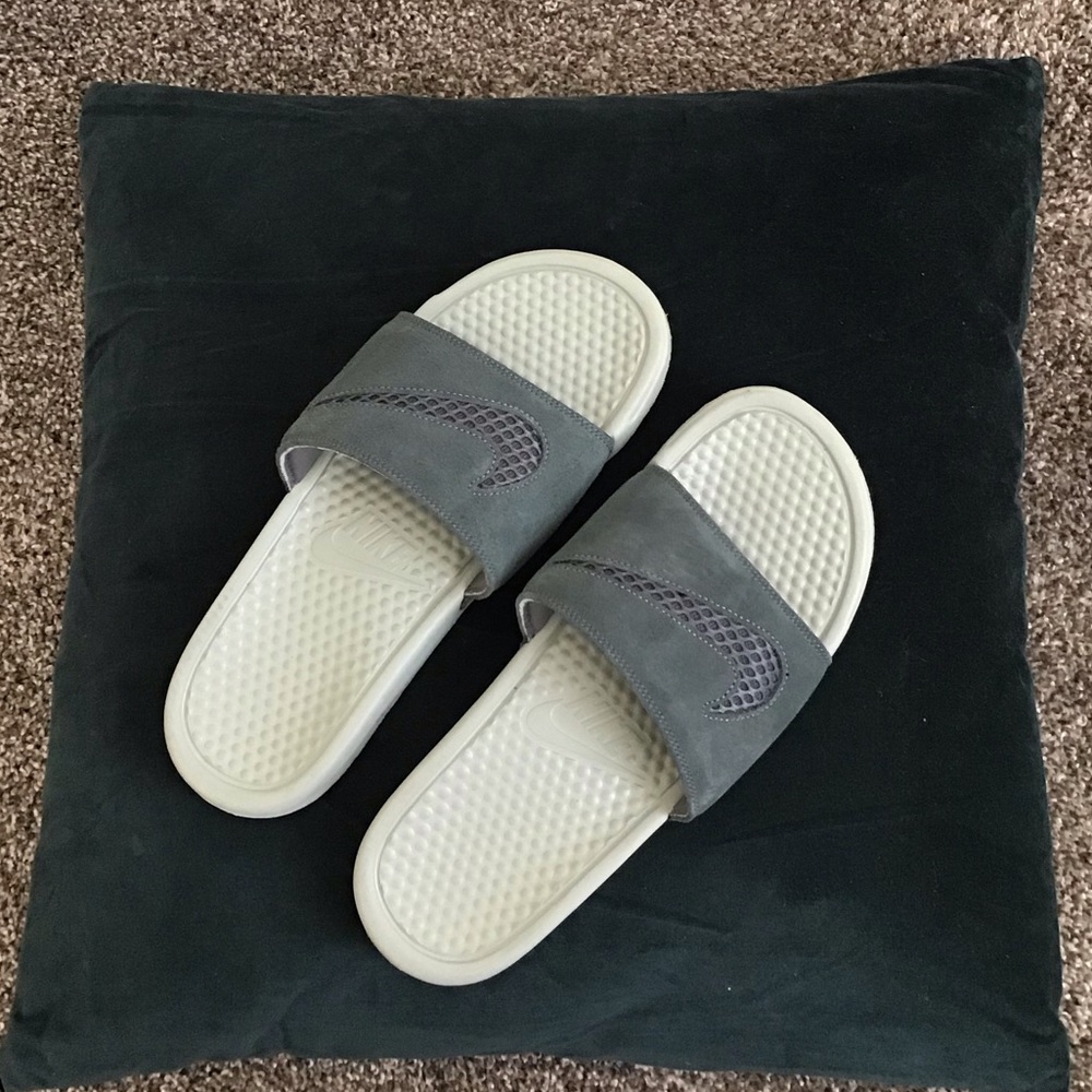 Nike Slides Green with Mesh